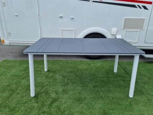 NOUVEAUTÉ Table 160x90